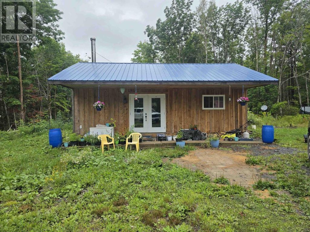 788 Purdy Road, Waldeck West