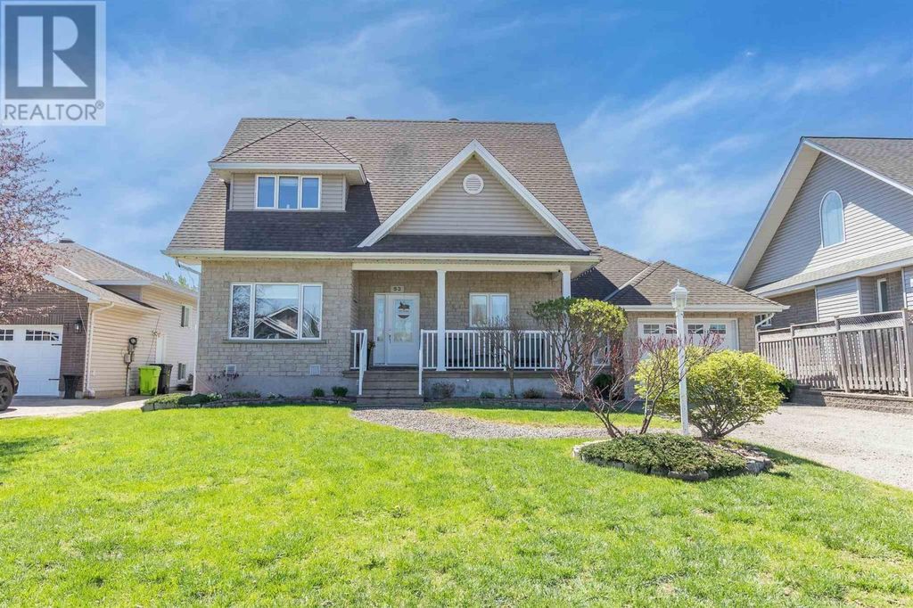 53 Laura St, Sault Ste. Marie