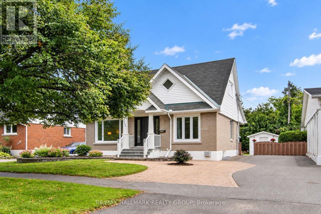 2544 Severn Avenue, Ottawa