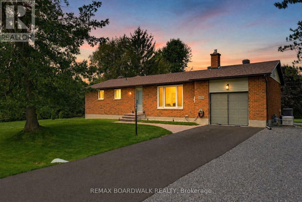 6485 Doctor Blair Crescent, Ottawa