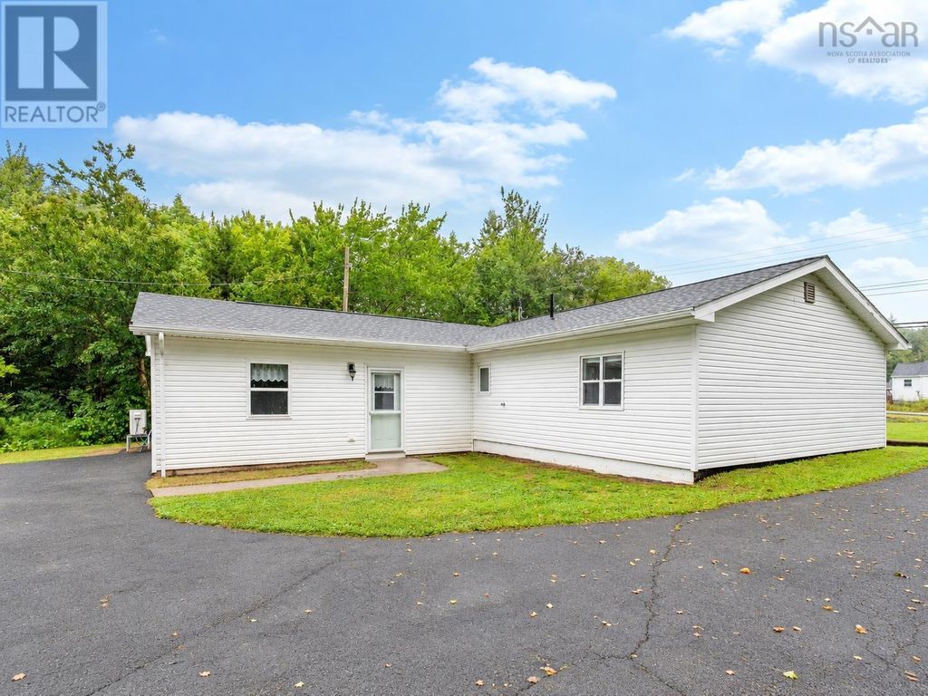 20 Bell Street, Lake Echo