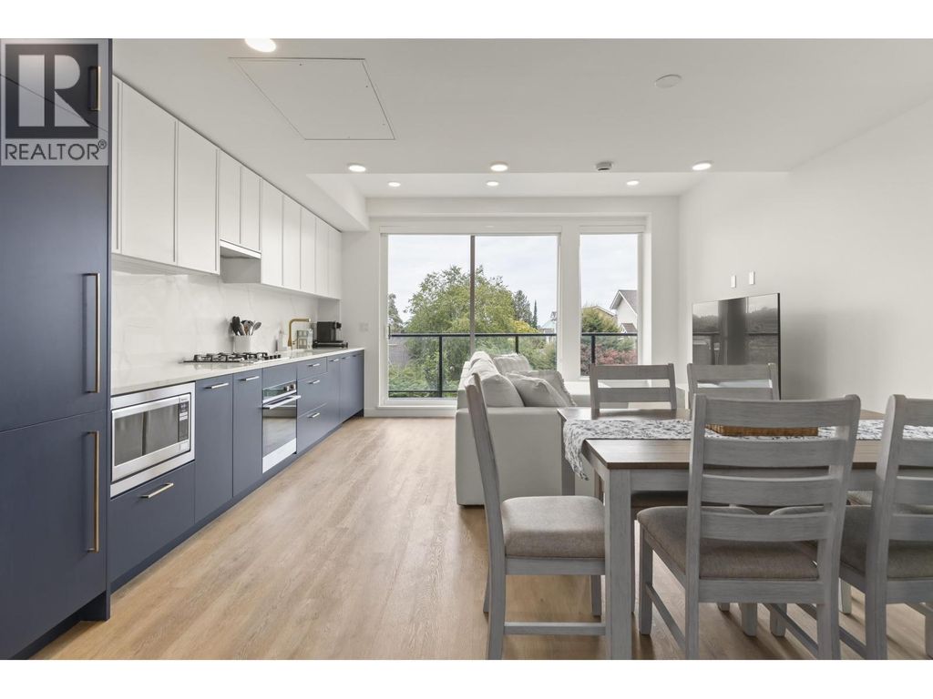 315 375 Clayton Street, Coquitlam