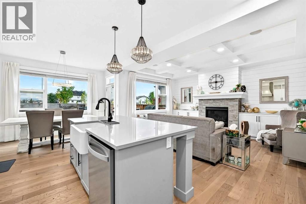 313 Walgrove Terrace Se, Calgary
