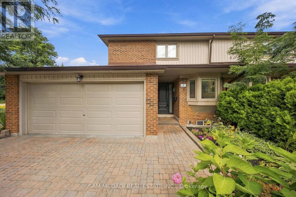 1 - 1160 Walden Circle, Mississauga (clarkson)