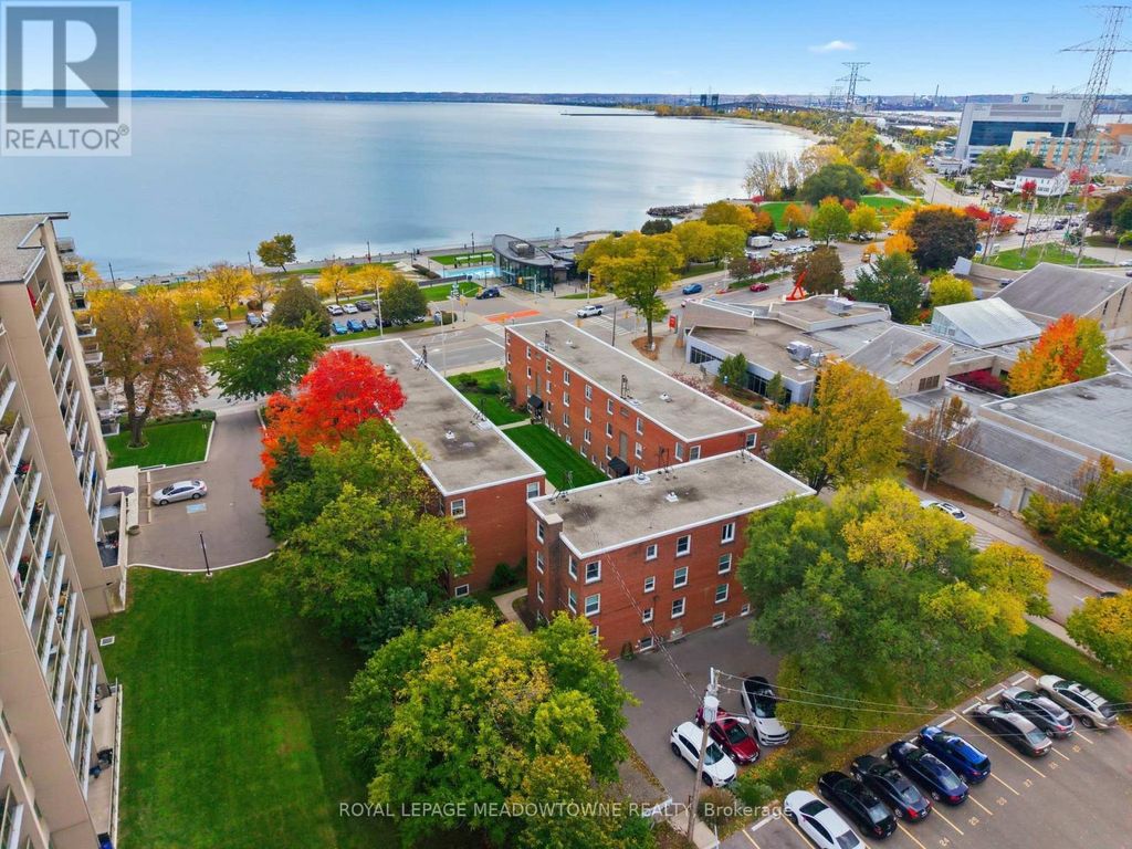 15 - 1351 Lakeshore Road, Burlington (brant)