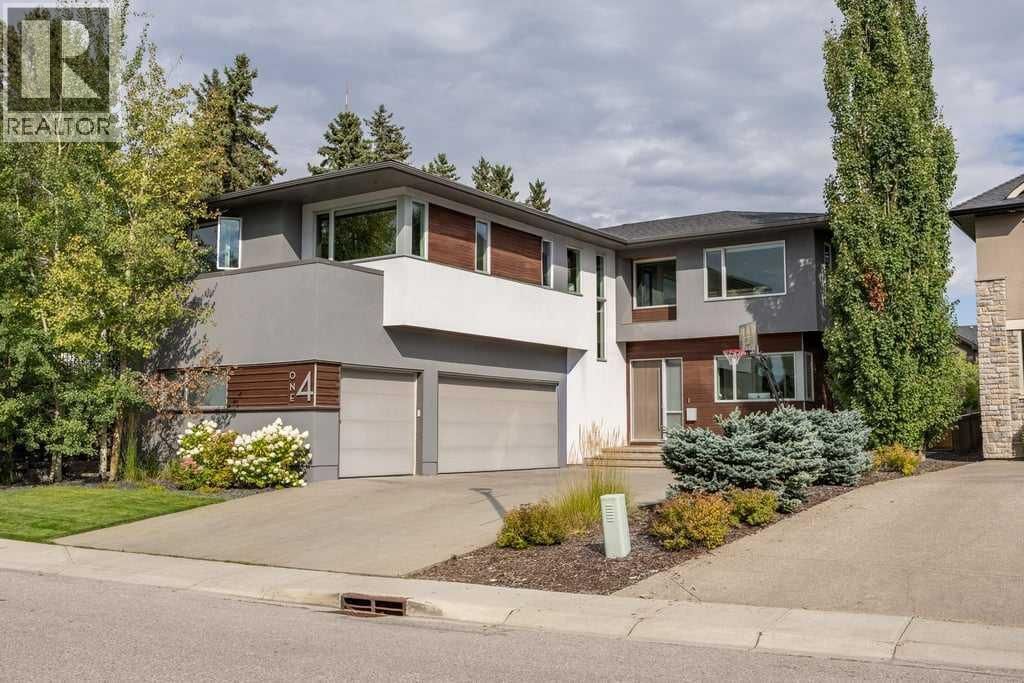 14 Wexford Way Sw, Calgary