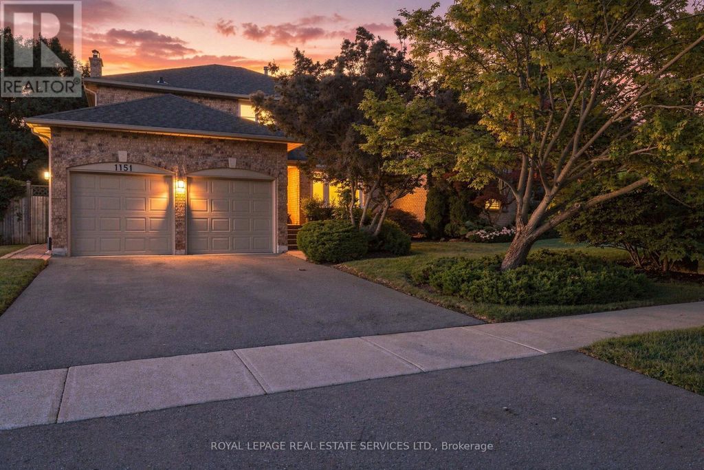 1151 Forest Trail Place, Oakville (ga Glen Abbey)