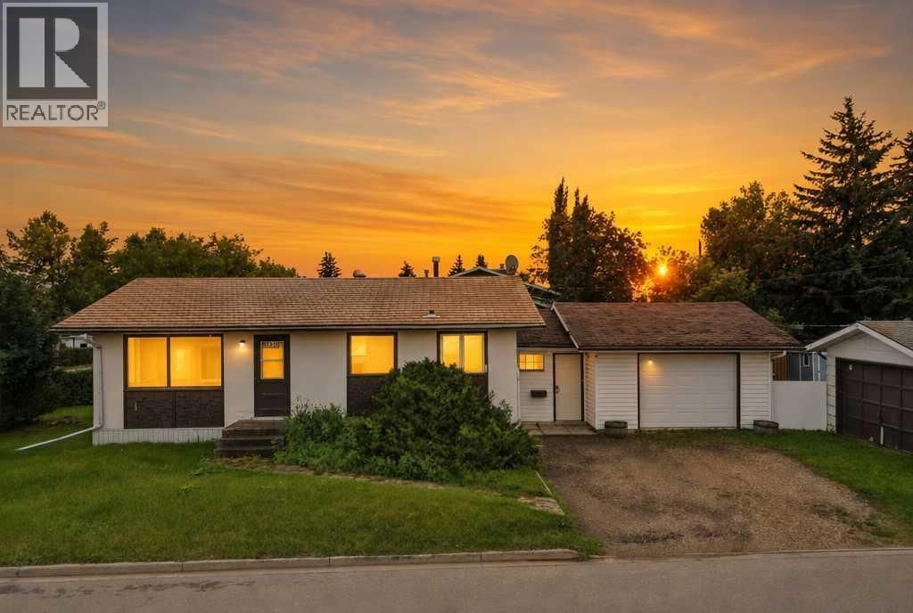 5420 55 Street, Ponoka