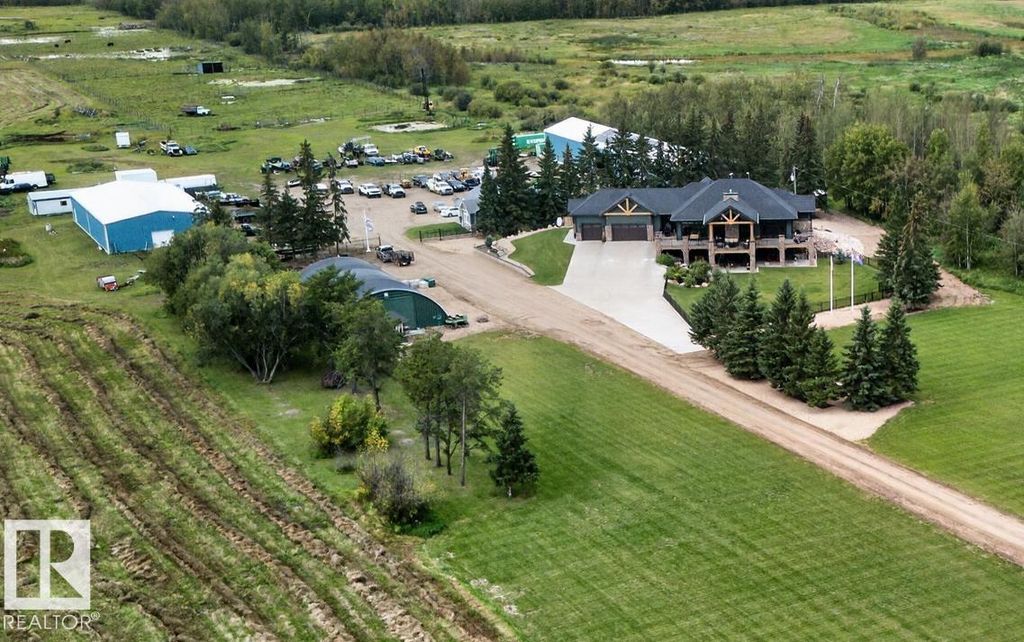 58316 Rr 221, Rural Thorhild County