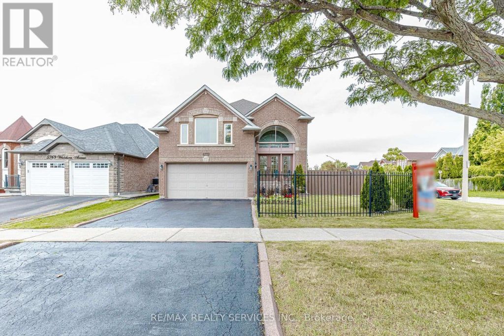 5772 Whitehorn Avenue, Mississauga (east Credit)