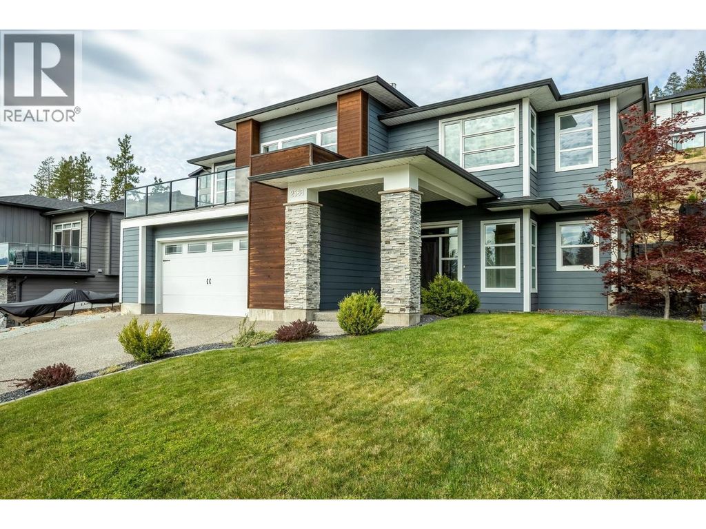 2588 Paramount Drive, West Kelowna