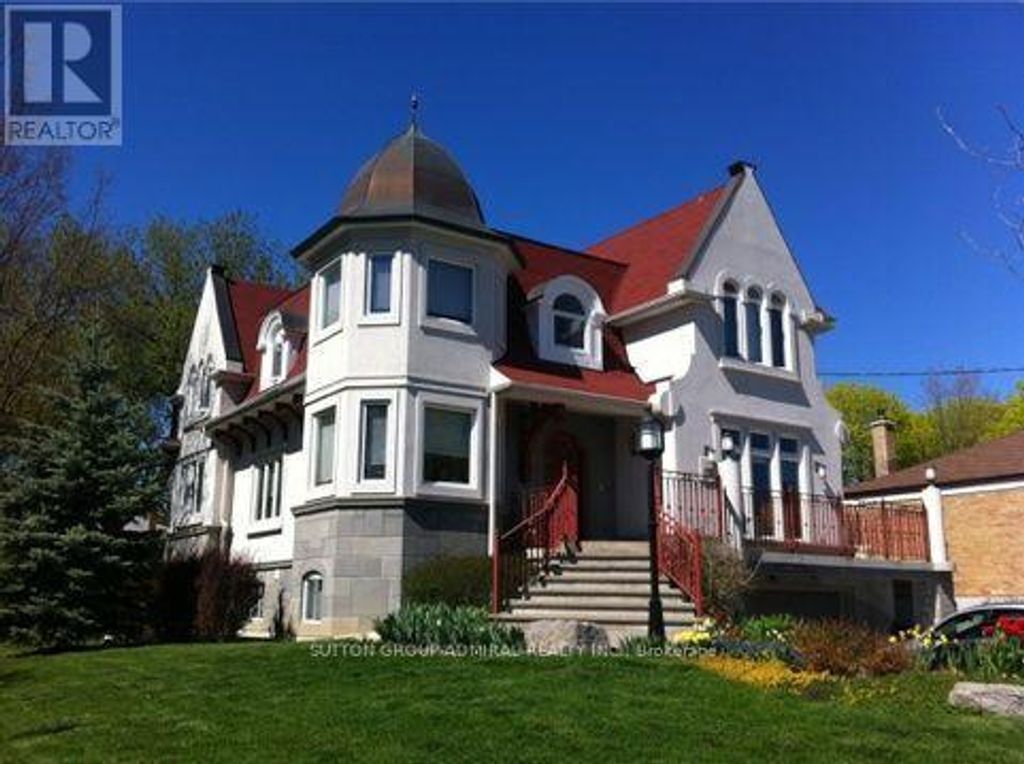 Unit #2 - 176 Elmhurst Avenue, Toronto (lansing-Westgate)