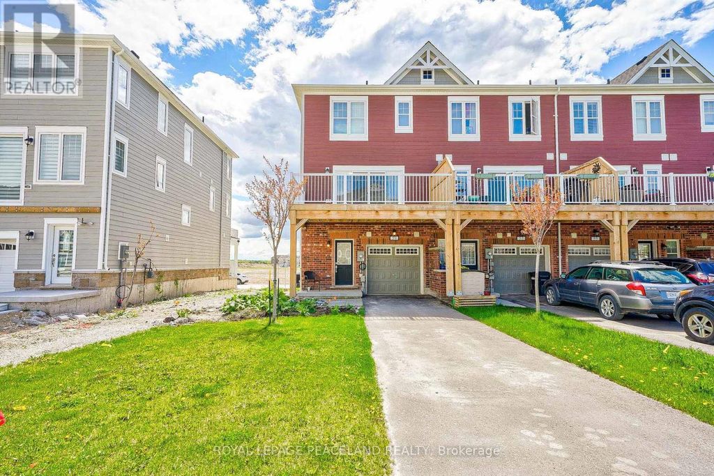 59 Shelburne Avenue, Wasaga Beach