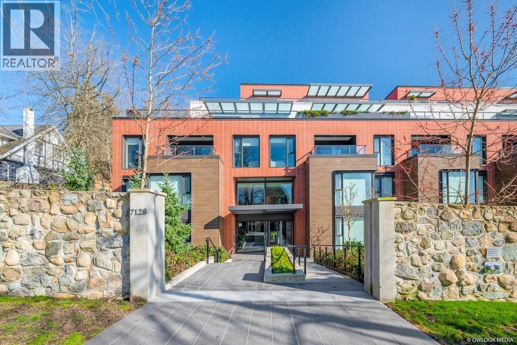 702 7128 Adera Street, Vancouver