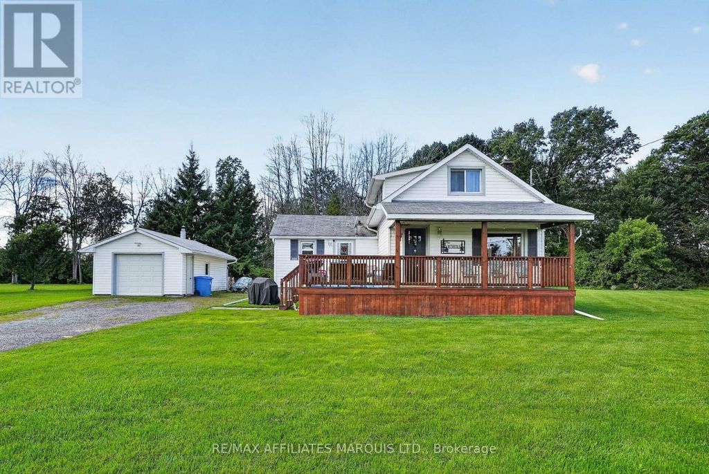 10621 County Road 2 Road, South Dundas