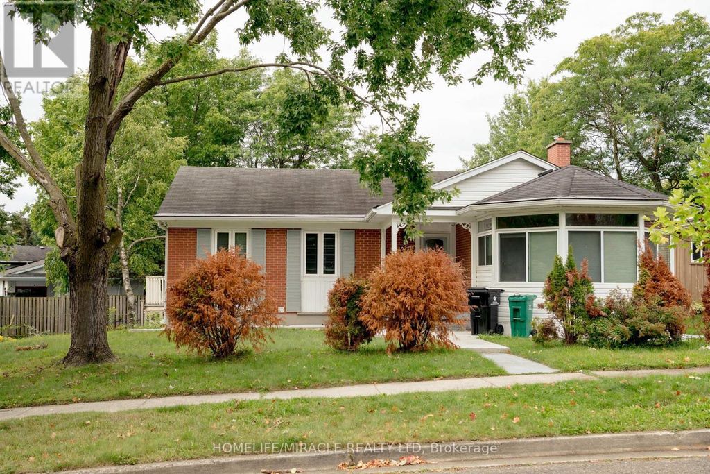 25 Thornridge Crescent, Kitchener