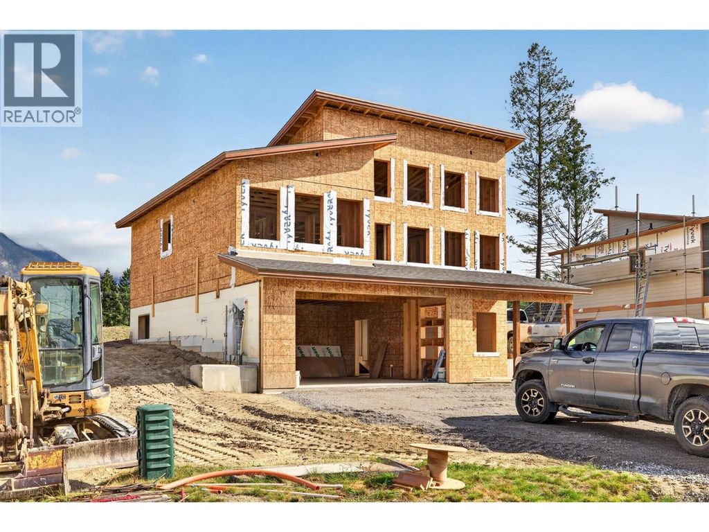 1208 Swansea Crescent, Windermere
