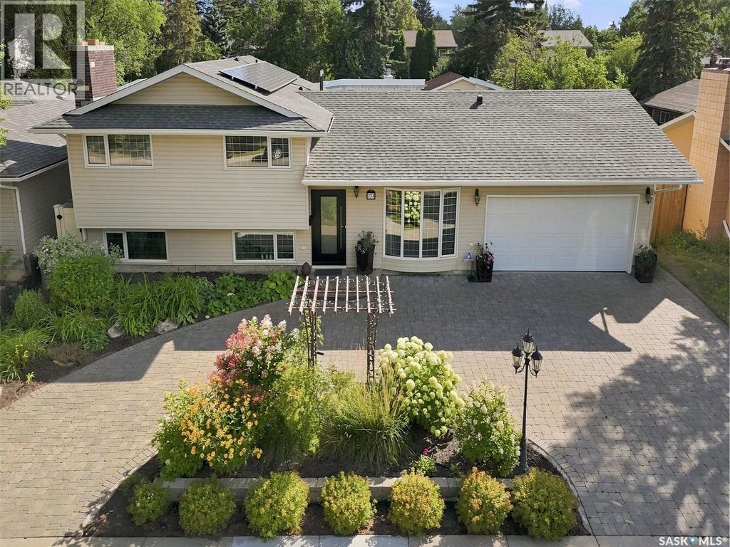 273 Carleton Drive, Saskatoon