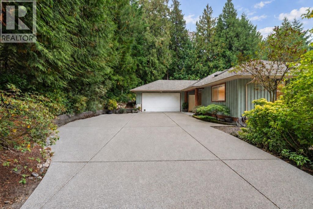 1305 Gower Point Road, Gibsons