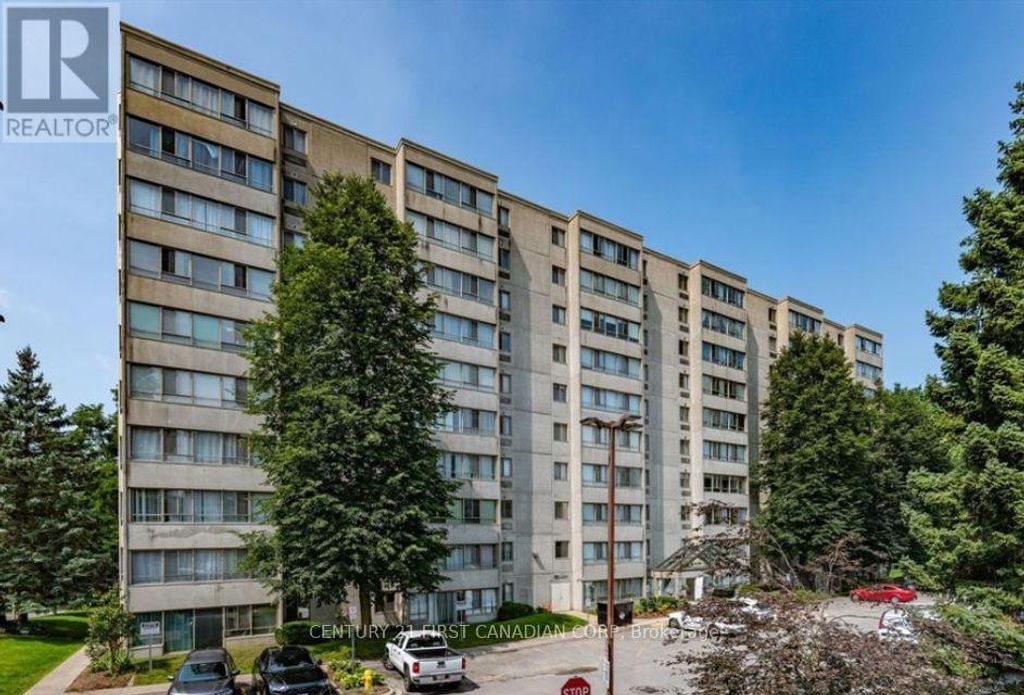 211 - 570 Proudfoot Lane, London North (north N)
