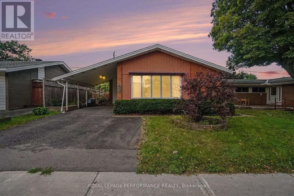 1374 Highgate Road, Ottawa