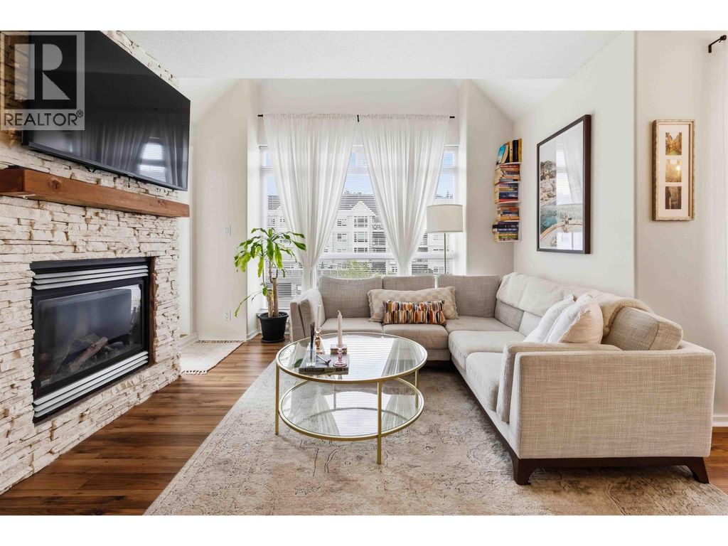 401 3142 St Johns Street, Port Moody