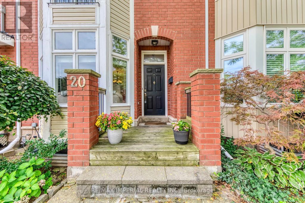 20 The Greenery, Oakville (ro River Oaks)
