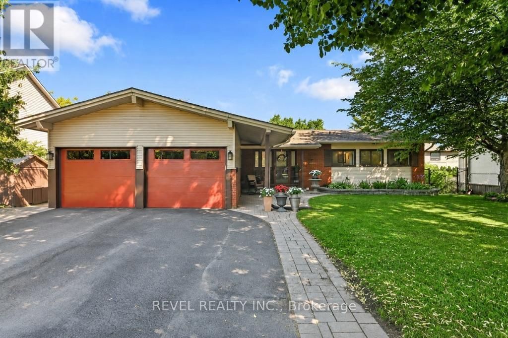 2555 Regina Street, Ottawa