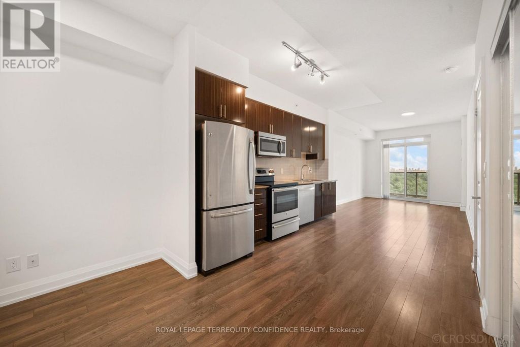 727 - 7161 Yonge Street, Markham (grandview)