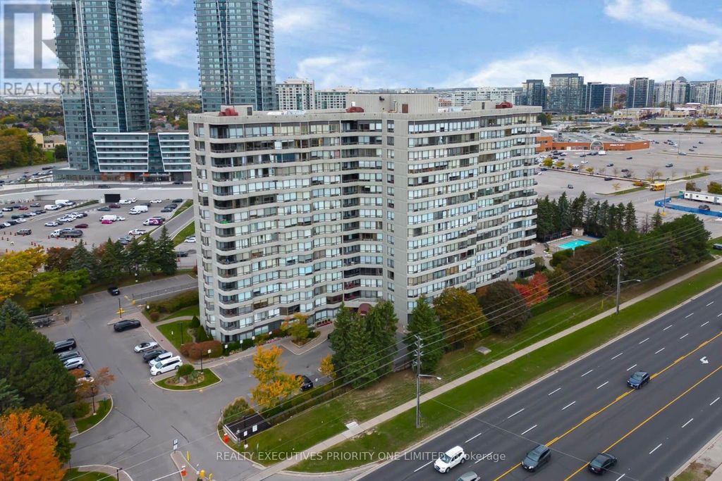 1501 - 7460 Bathurst Street, Vaughan (brownridge)