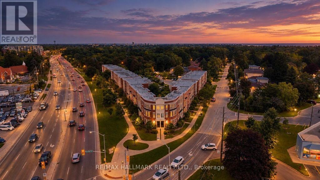 52 - 4689 Kingston Road, Toronto (west Hill)