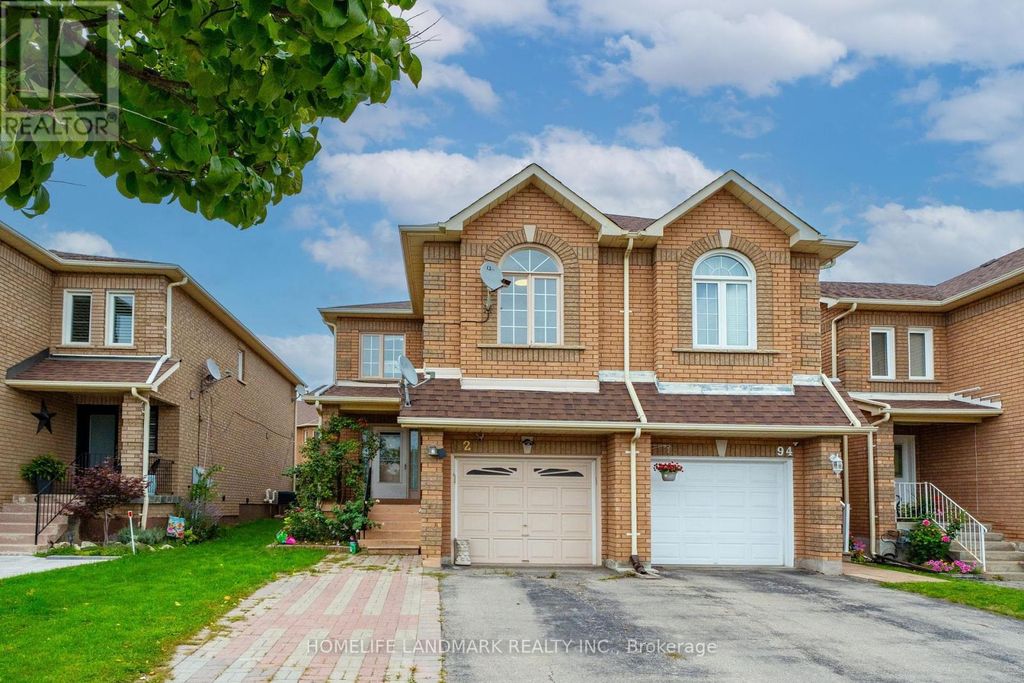 92 Denton Circle, Vaughan (maple)
