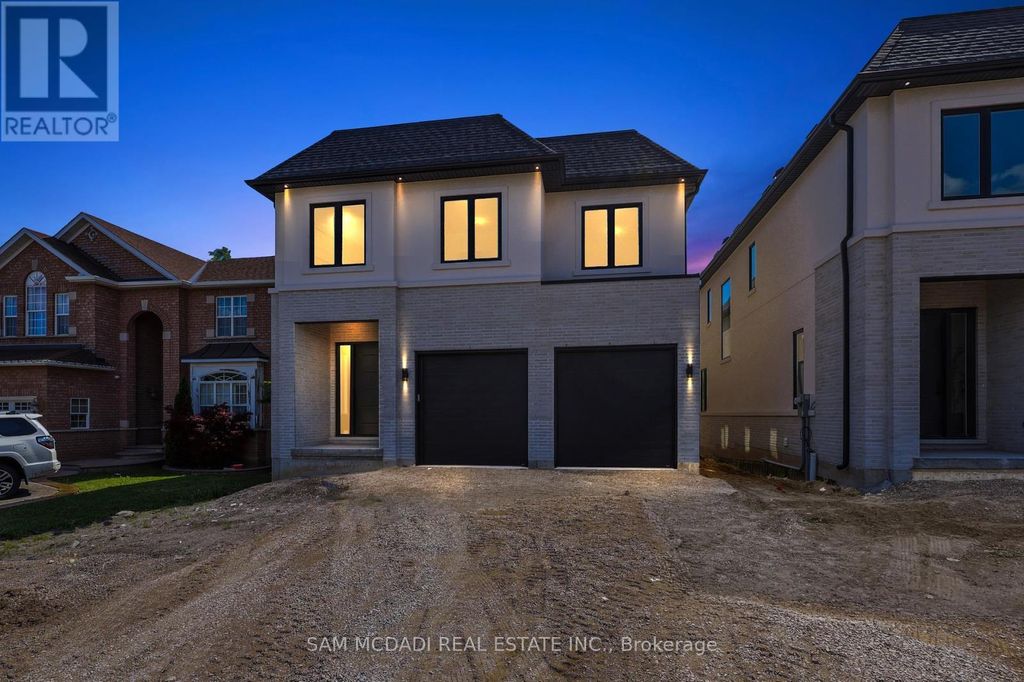 2350 Eighth Line, Oakville (wc Wedgewood Creek)