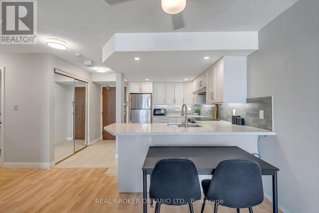 903 - 25 Agnes Street, Mississauga (cooksville)