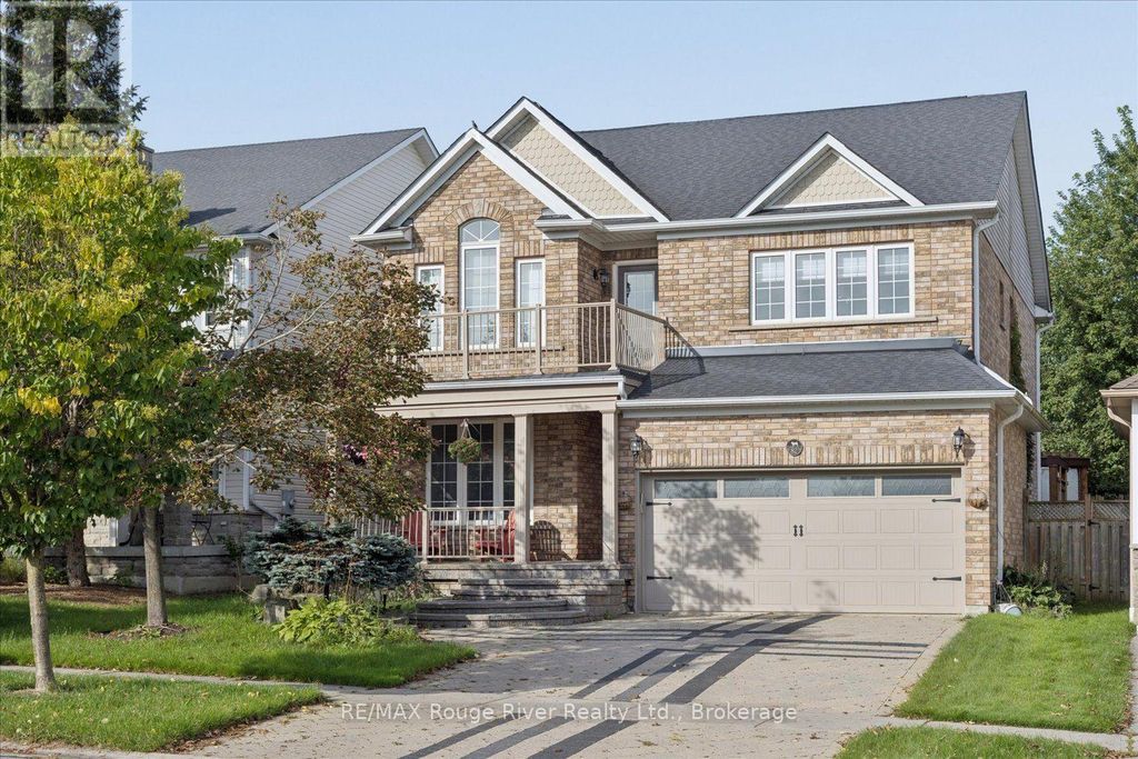 82 Darius Harns Drive, Whitby (brooklin)