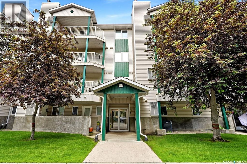 403 2203 Angus Street, Regina