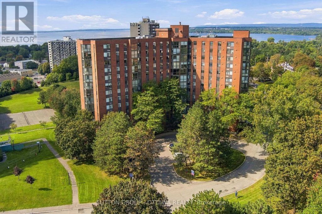 1002 - 2871 Richmond Road, Ottawa