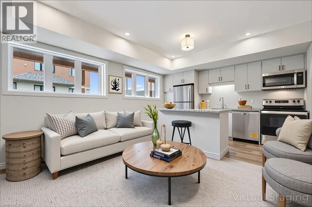 15 Stauffer Woods Trail Unit# 7, Kitchener