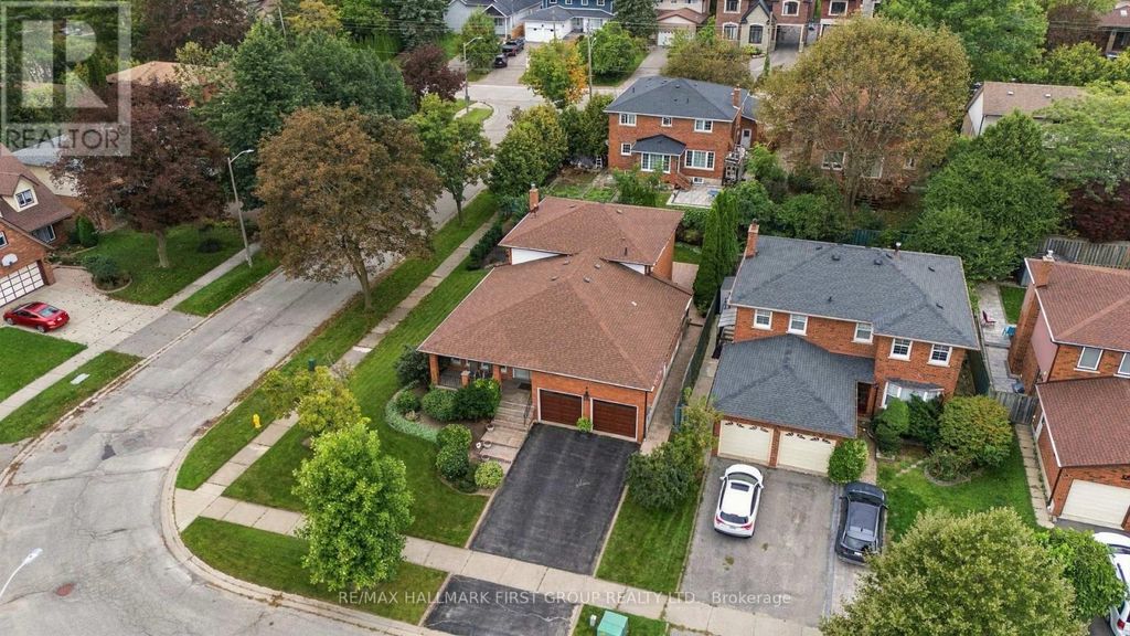 520 Mcleod Crescent, Pickering (rosebank)