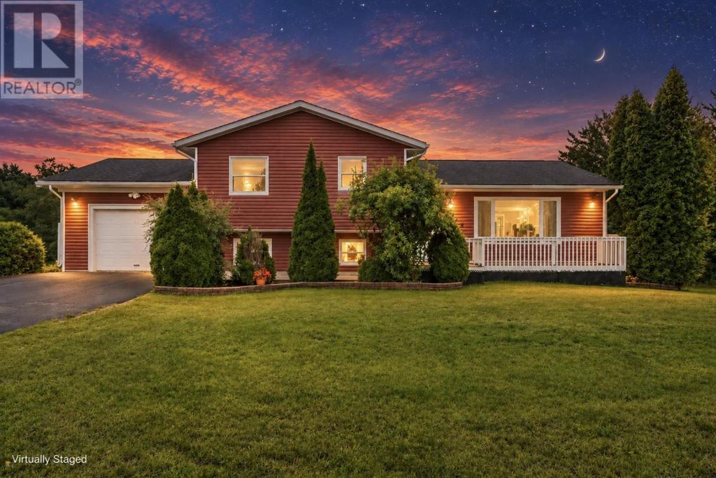 106 Geiger Drive, Wilmot