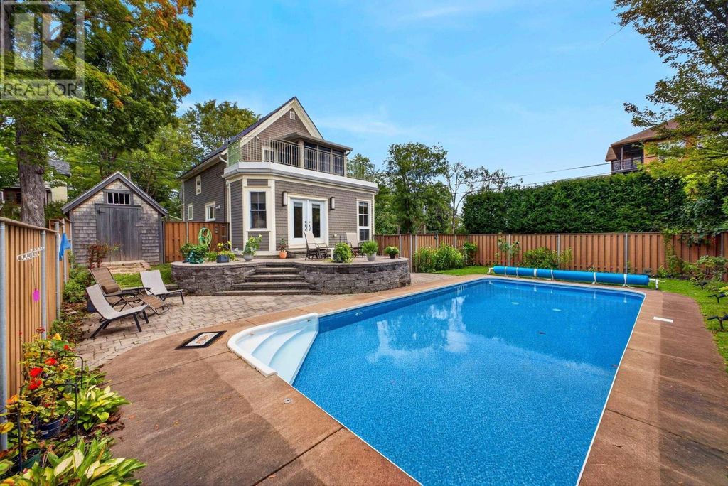 80 Willow Avenue, New Glasgow