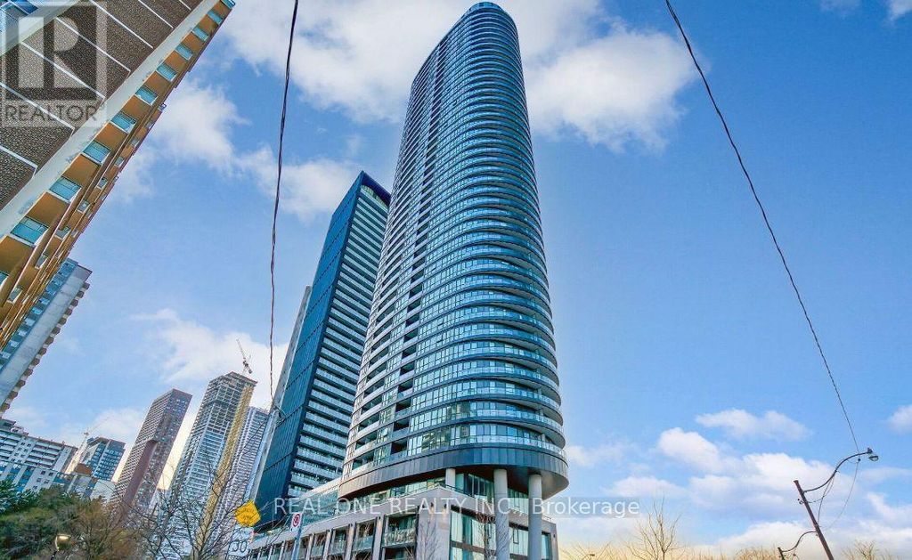 323 - 585 Bloor Street E, Toronto (north St. James Town)