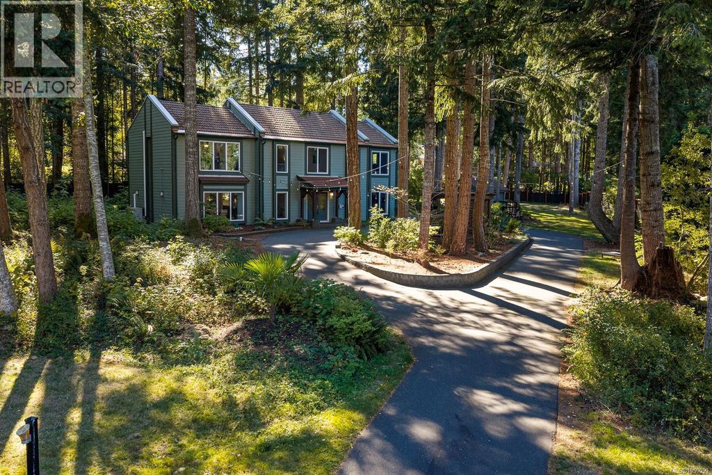 2219 Sea Lion Way, Courtenay