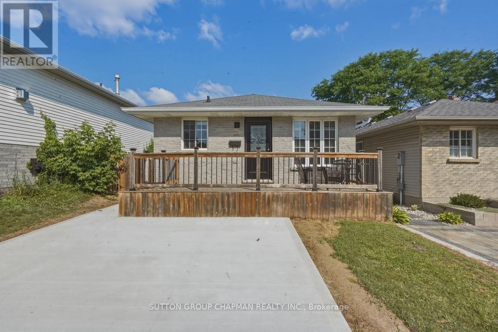 955 Lawson Road, London North (north I)