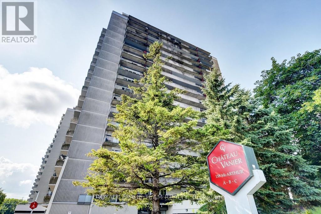 1208 - 158a Mcarthur Avenue, Ottawa