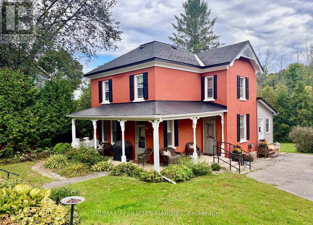 2966 Highway 511 Road, Lanark Highlands