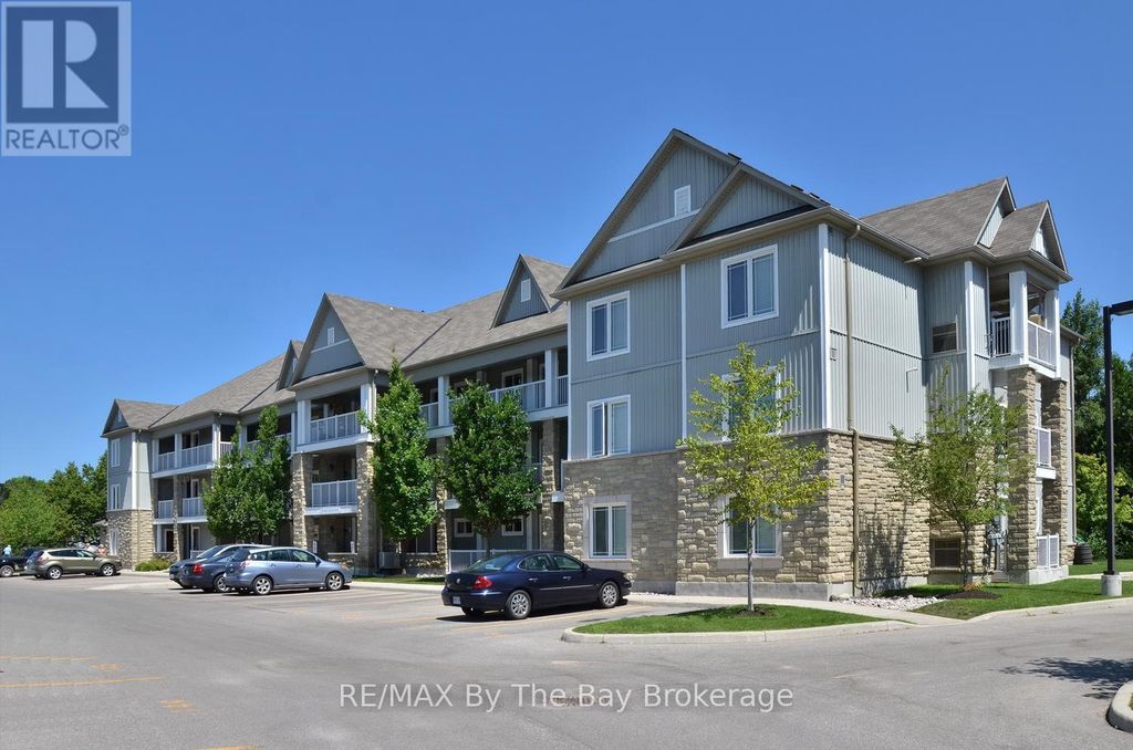 208 - 40 Mulligan Lane, Wasaga Beach