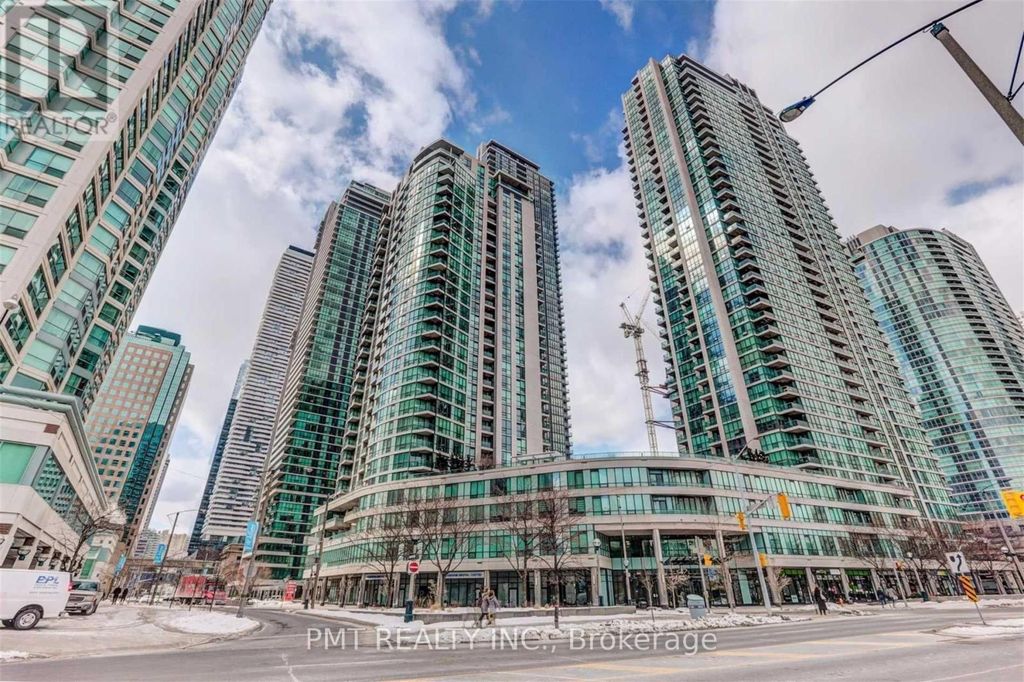 1105 - 12 Yonge Street, Toronto (waterfront Communities)