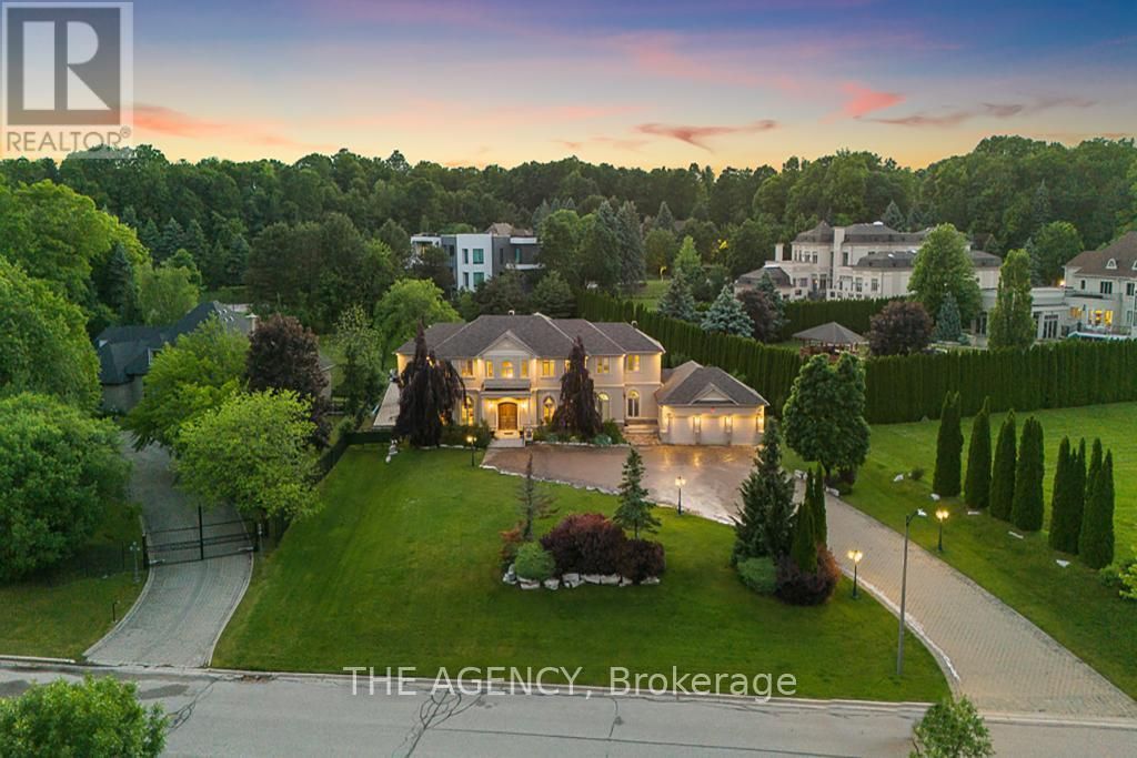 16 Dew Drop Court, Vaughan