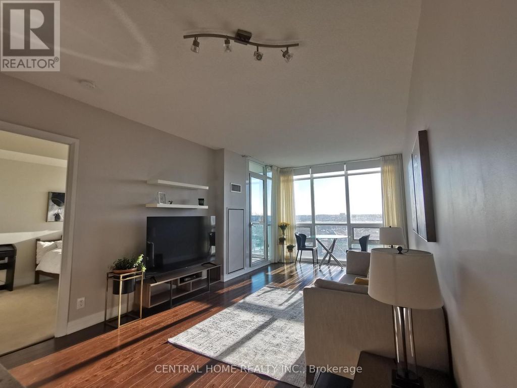 613 - 1055 Southdown Road, Mississauga (clarkson)